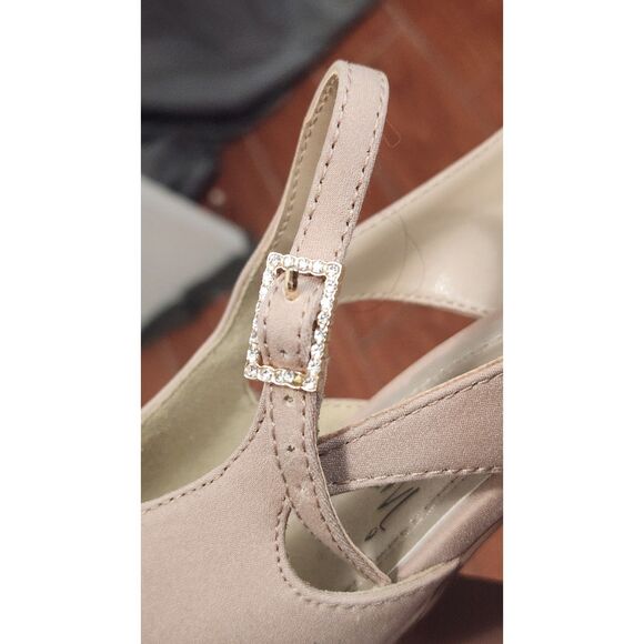 Impo Women's Heels 3" in Beige Nude sz 8.5 M pageant - Picture 6 of 6